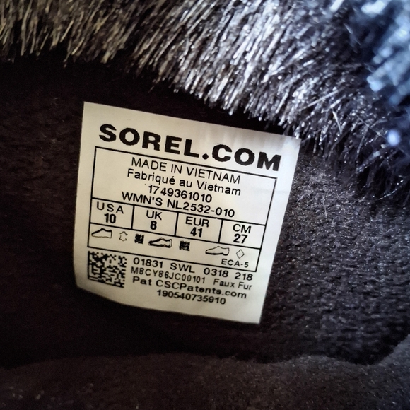 Women's Sorel Tivoli Black Winter Boots with Fur Trim Size 10. - Picture 6 of 6